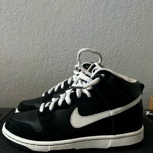 Nike dunk high venom 8 women’s